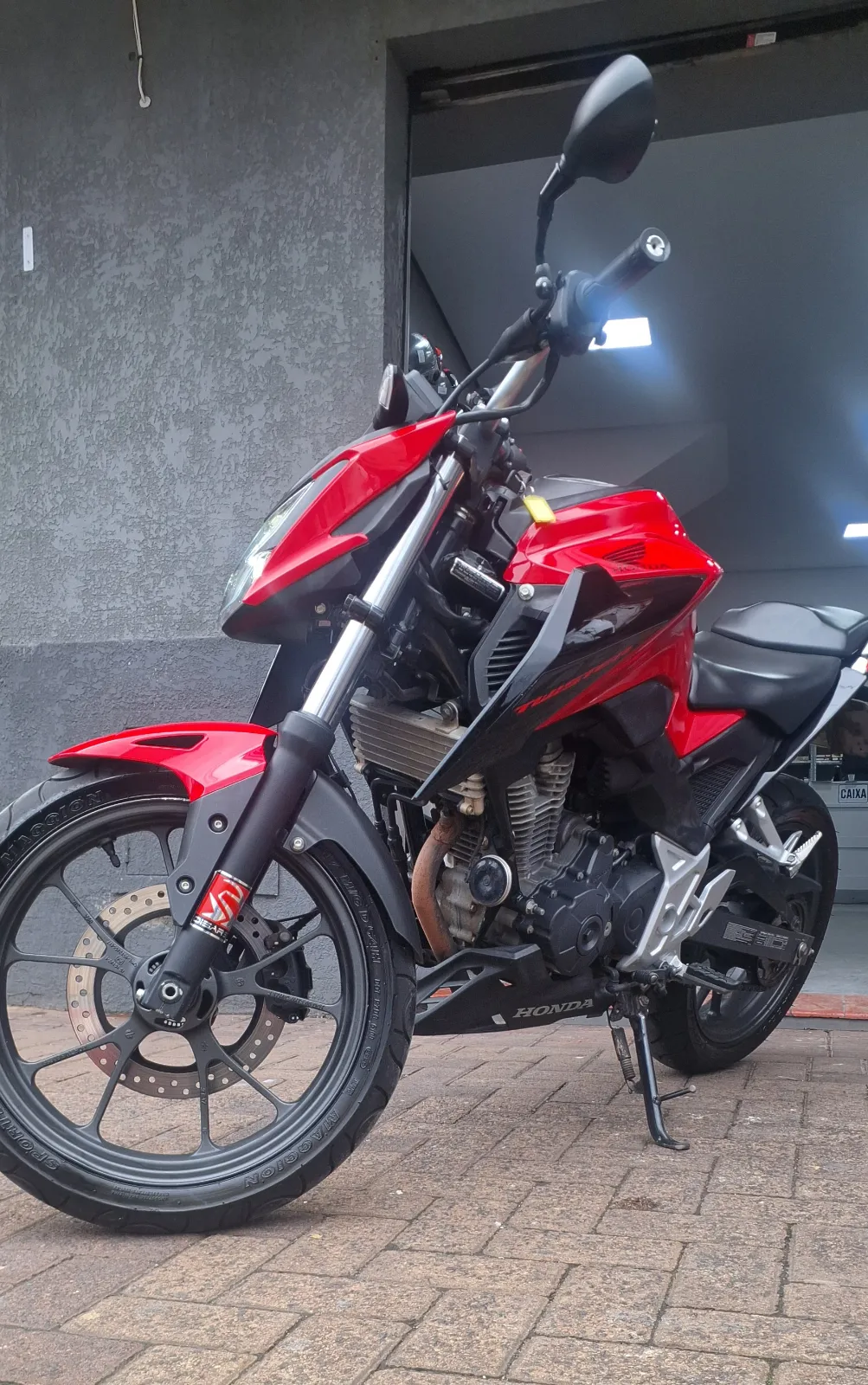 Honda CB 300F 2023