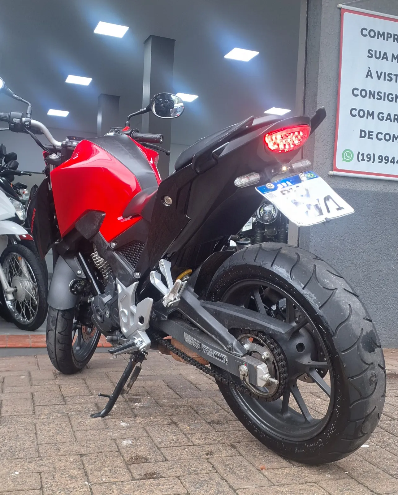 Honda CB 300F 2023