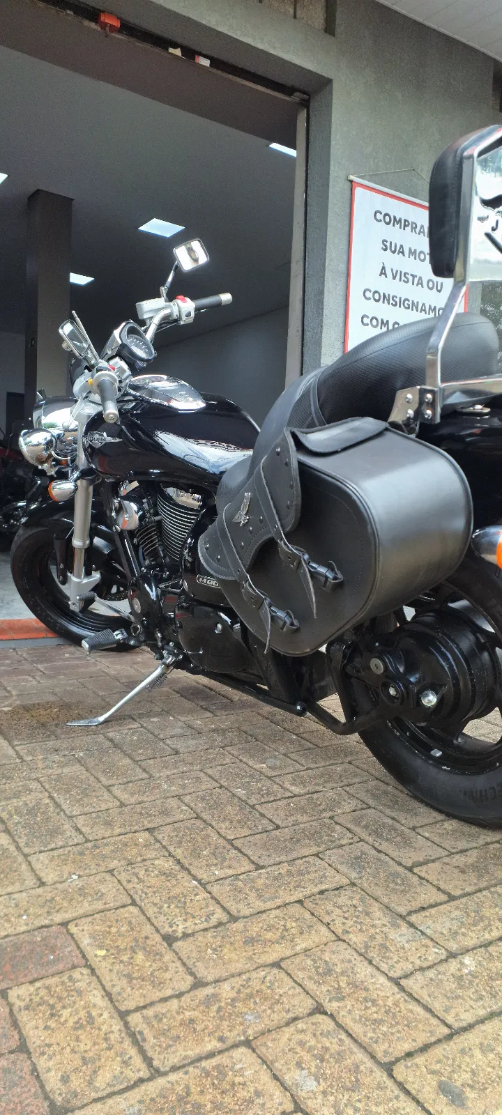 Triumph Boulevard M800 2011