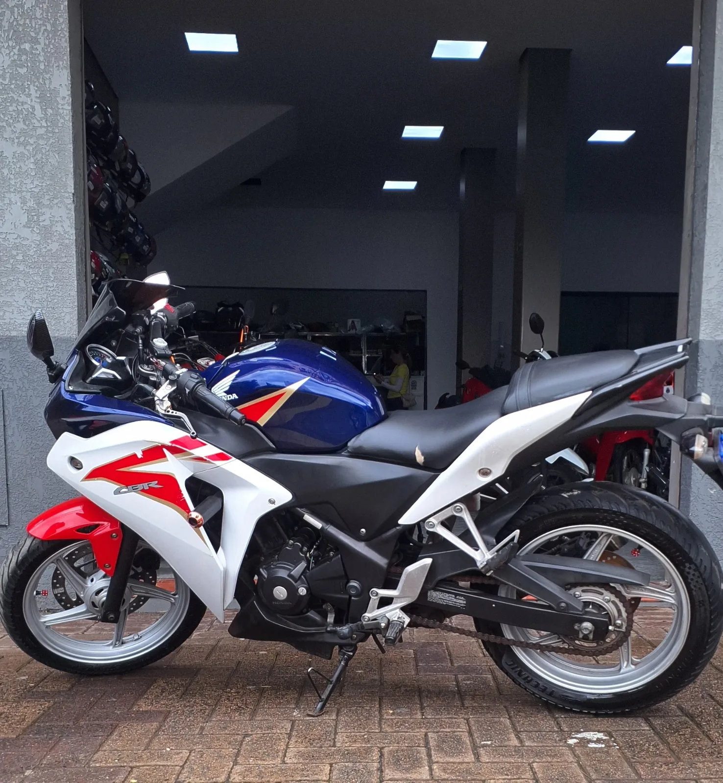 Honda CBR 250R 2012